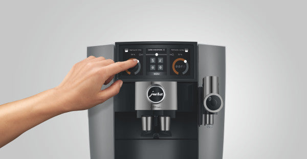 JURA Kaffeevollautomat J10 (EA) 46 Spezialitäten Cold Brew Wassertank 1,9 L Diamond Onyx