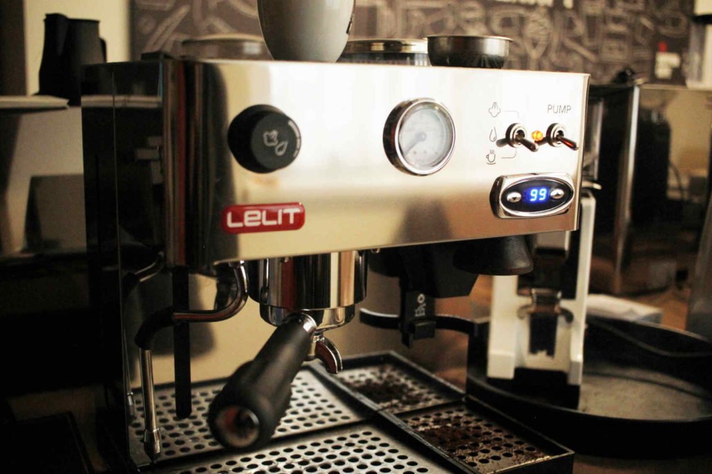 Lelit Espressomaschine Anita PL042TEMD 57-mm Siebträger PID-Steuerung integriertes Kegelmahlwerk Messingkessel manuelle Dampfdüse