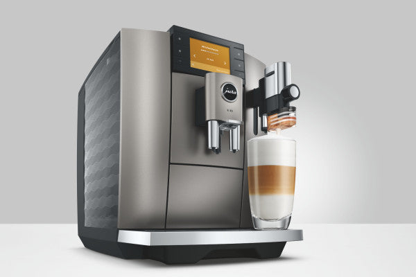JURA Kaffeevollautomat E8 (ED) One-Touch Midnight Silver