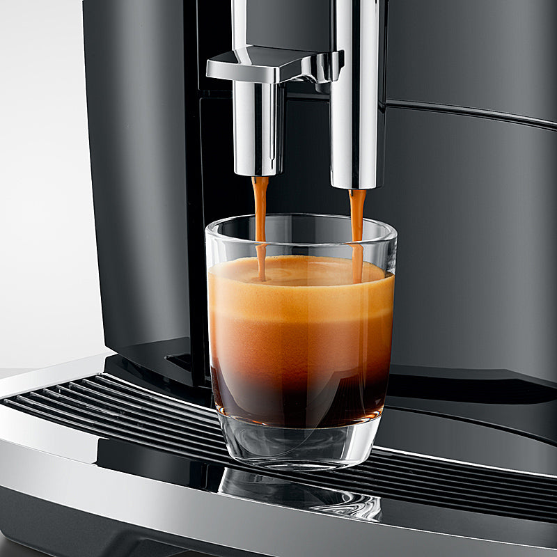 JURA Kaffeevollautomat E4 P.E.P. Wassertank 1,9 L Piano Black